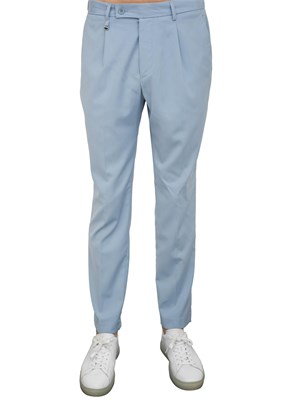 Pantaloni Antony Morato Luis in misto lino celeste in UOMO