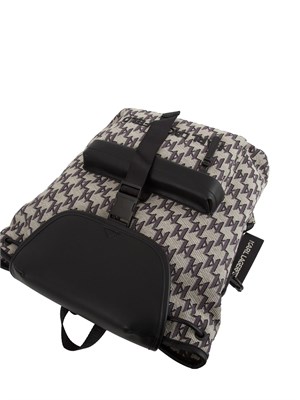Zaino tessuto logo all over Karl Lagerfeld con coulisse e patta con fibbia in DONNA