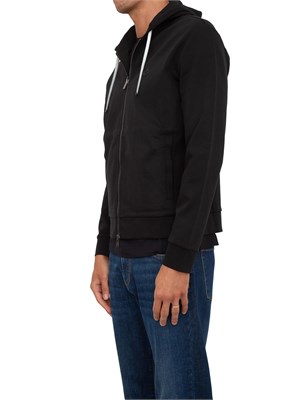 Felpa uomo Emporio Armani con cappuccio e zip in tessuto punto Roma nero in UOMO