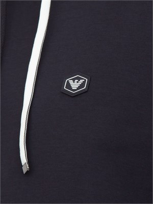 Felpa uomo blu Emporio Armani con cappuccio e micro patch logo in UOMO