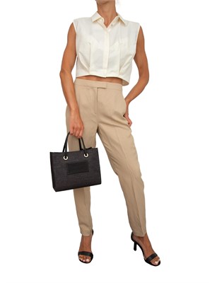 Pantaloni donna beige cipria iBlues con tasche chino e piega stirata in DONNA