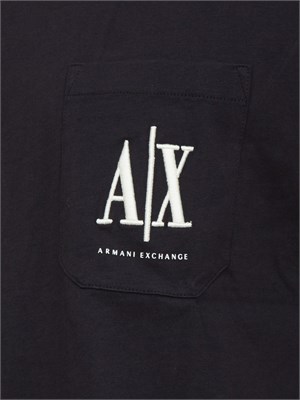T-shirt regular fit A.X. con taschino in UOMO