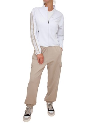 Pantaloni cargo EA7 Emporio Armani donna in tessuto tecnico beige con banda logo in DONNA