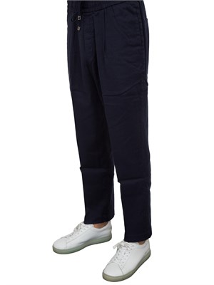 Pantaloni chino Jacob Cohen modello carrot con coulisse in popeline blu in UOMO