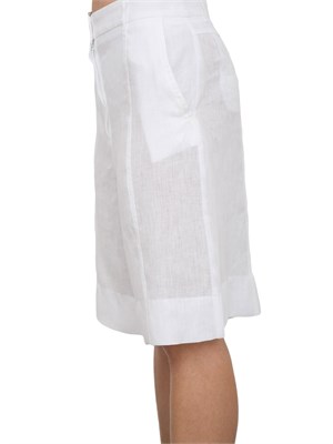 Bermuda donna Marella con fit dritto sartoriale in lino bianco in DONNA