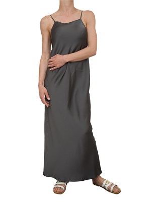 Abito lungo Marella in raso grigio con scollo dritto e spalline sottili in DONNA