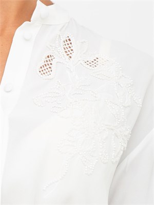 Camicia bianca manica lunga Twinset con ricami, perline e intarsi in rete in DONNA