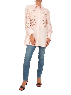 Camicia Twinset modello oversize in popeline rosa con ricamo in DONNA