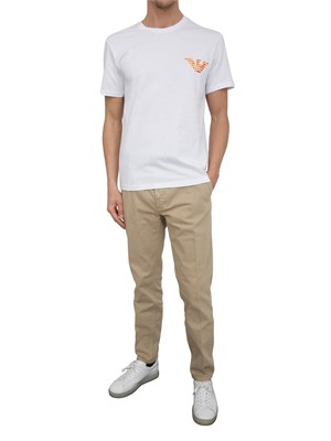 T-shirt bianca Emporio Armani in cotone con stampa logo in UOMO