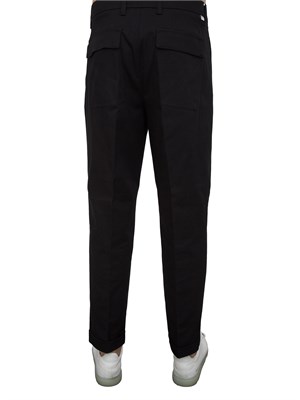 Pantalone chino nero Paolo Pecora con pinces in UOMO