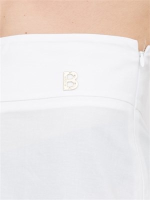 Pantaloni Blugirl in popeline bianco con stampa rose nere in DONNA