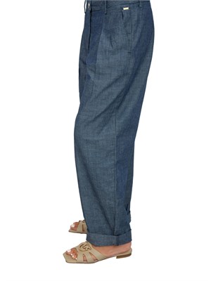 Pantaloni donna Armani Exchange con pinces in chambray in DONNA