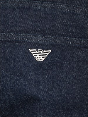 Jeans slim fit Emporio Armani uomo in denim scuro effetto washed in UOMO