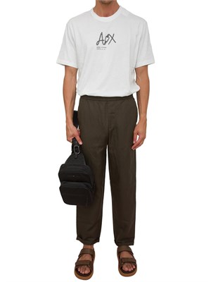 Pantaloni chino A.X. verde in misto lino in UOMO