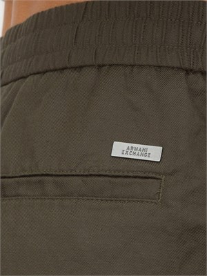 Pantaloni chino A.X. verde in misto lino in UOMO