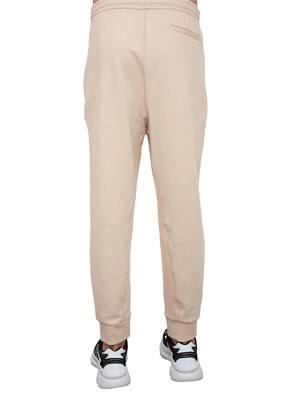 Pantaloni della tuta Boss beige con toppa con logo in UOMO