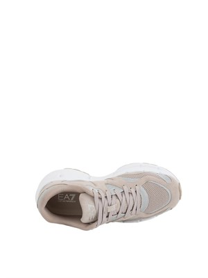 Sneaker beige Emporio Armani in suede e tessuto tecnico in UOMO
