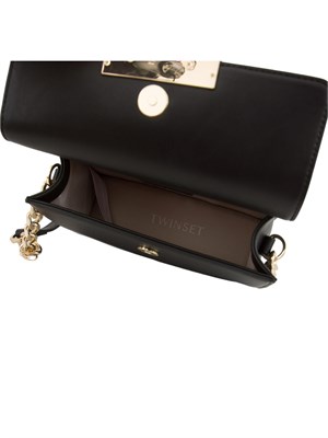 Borsa nera Twinset con patta e tracolla catena ed ecopelle in DONNA