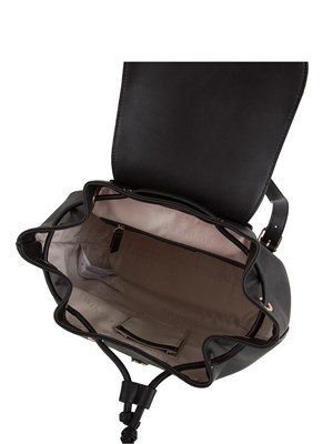 Zaino nero Twinset nappa liscia e logo su patta in DONNA