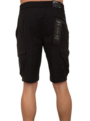 Bermuda cargo Boss in poliestere nero in UOMO