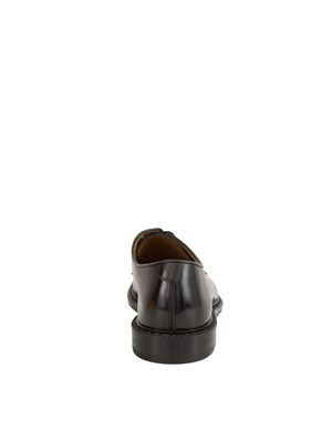 Scarpa stringata uomo Doucal's in pelle nera modello Derby a cinque fori in UOMO