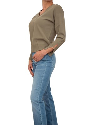 Maglia verde salvia Nenette con scollo V e maniche con taglio e inserto oro in DONNA