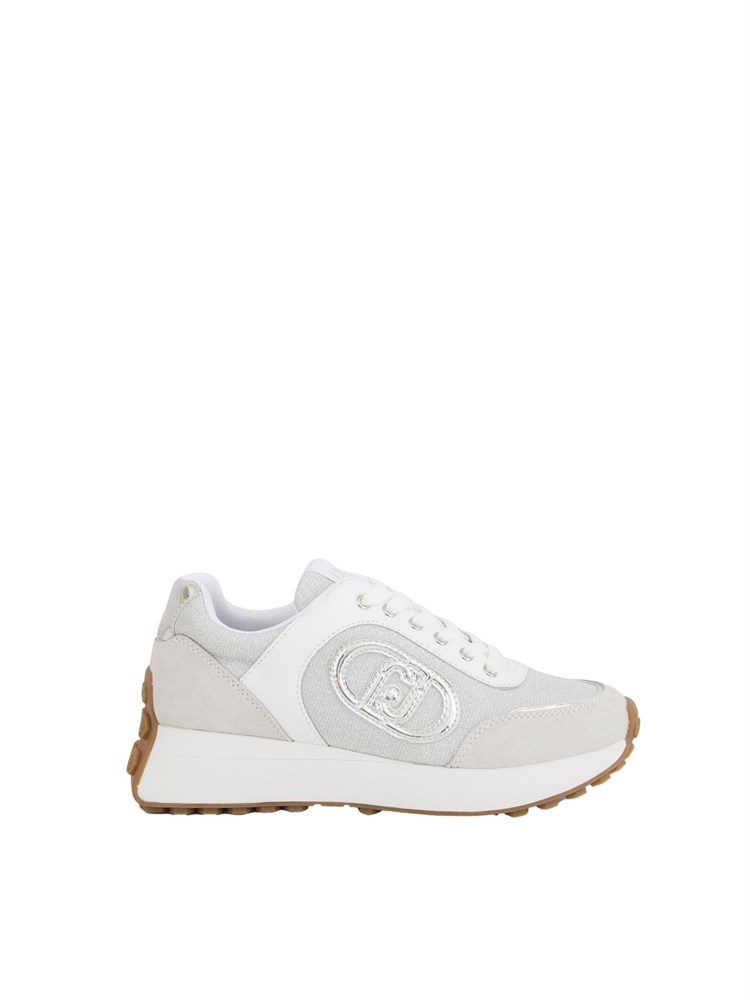 Sneakers bianche Liu Jo con logo argento e battistrada sul tallone.