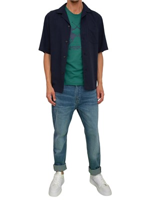 Jeans uomo Guess Jeans con lavaggio medio effetto used e vita media in UOMO