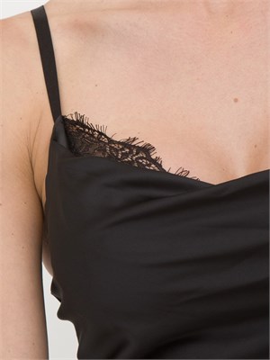 Abito lungo Guess Jeans in raso stretch nero con scollo con pizzo in DONNA
