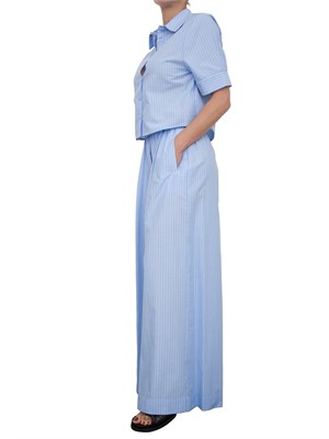 Set camicia e pantalone Kocca in cotone celeste a righe bianche e cintura in vita in DONNA