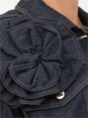 Giacca cropped Blugirl in denim scuro con spilla fiore rimovibile in DONNA