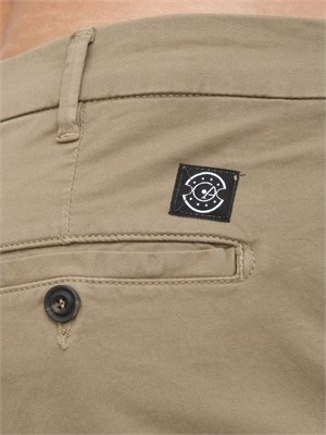 Pantalone chino Aiace Galassi in gabardina stretch taupe in UOMO