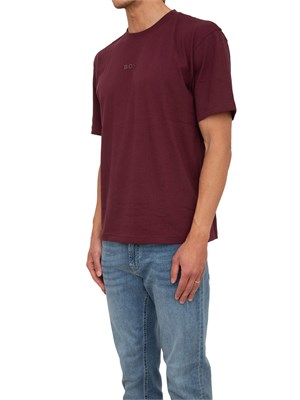 T-shirt Tee Boss uomo regular fit in cotone bordeaux con logo tono su tono in UOMO