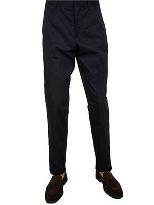 Pantaloni uomo Emporio Armani modello chino in cotone stretch blu in UOMO