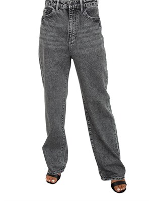 Jeans donna Armani Exchange modello relaxed fit in denim nero in DONNA