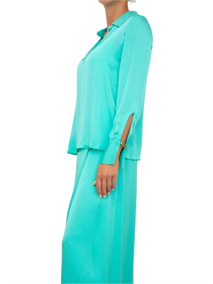 Blusa verde acqua Twinset in raso martellato di viscosa con collo camicia in DONNA