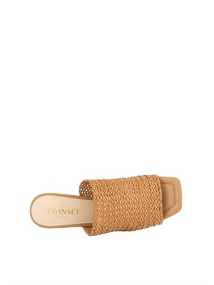 Sandali Twinset beige mules con intrecci in DONNA