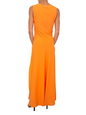 Abito lungo arancione Twinset con collo drappeggiato e spacco laterale in DONNA