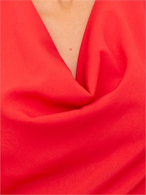 Abito lungo rosso Twinset con collo drappeggiato e spacco laterale in DONNA