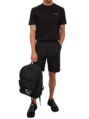 T-shirt uomo Calvin Klein in cotone nero e stampa logo retro in UOMO