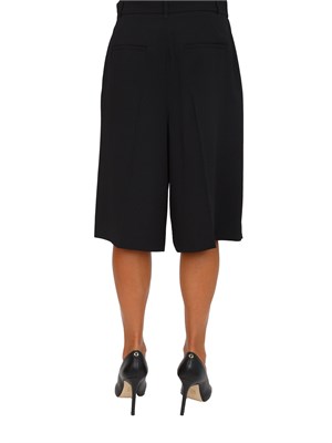 Bermuda Marella in envers satin nero con pince in DONNA