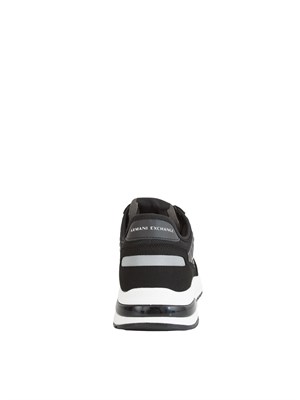 Sneaker Armani Exchange nere in UOMO
