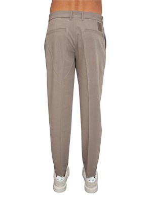 Pantaloni chino taupe Armani Exchange in UOMO