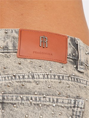 Jeans flare Fracomina in denim grigio taupe con lavaggio sporcatura e strass in DONNA