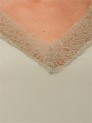 Top sottoveste Marella in crêpe de Chine di misto seta verde con pizzo in DONNA