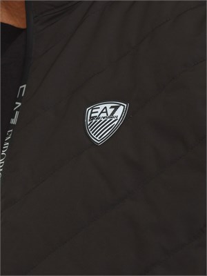 Gilet nero EA7 imbottito packable in tessuto tecnico in UOMO