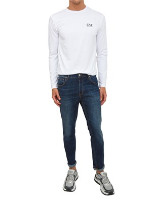 T-shirt bianco Ea7 a maniche lunghe in jersey stretch in UOMO