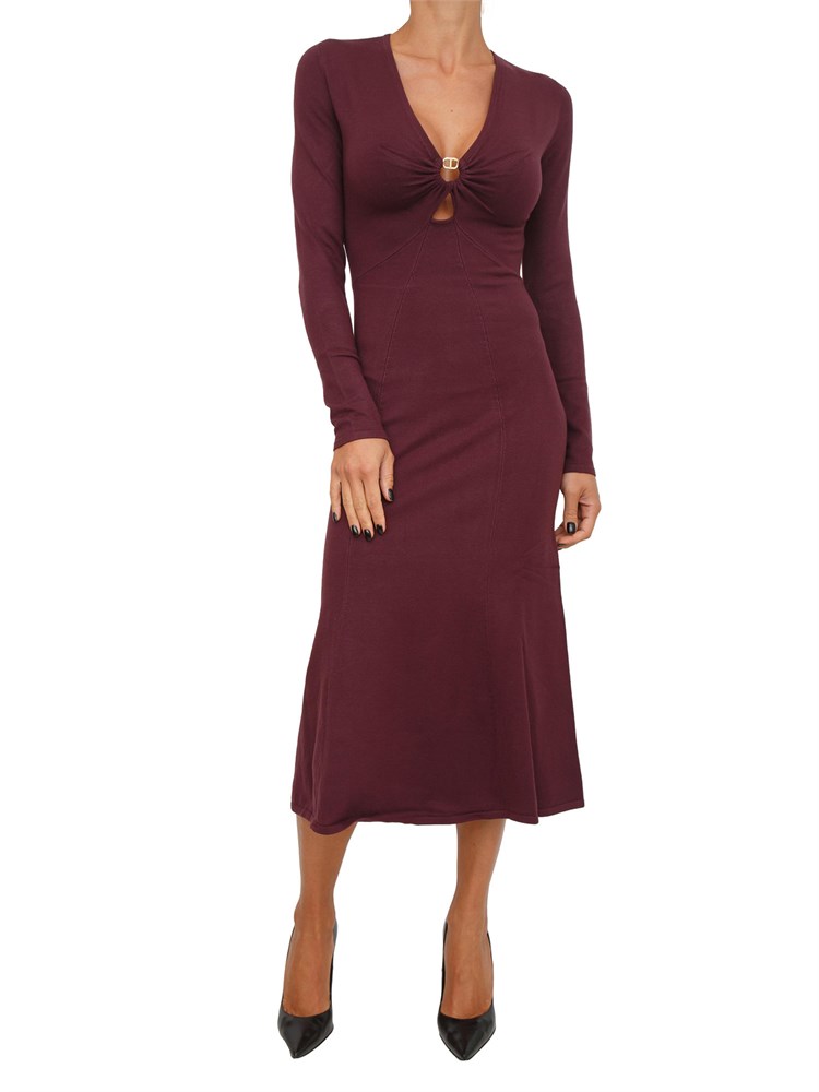 Abito longuette in maglia bordeaux con scollo con logo Oval T