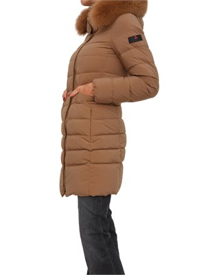 Piumino lungo marrone in piuma naturale Peuterey con collo alto e pelliccia volpe removibile in DONNA