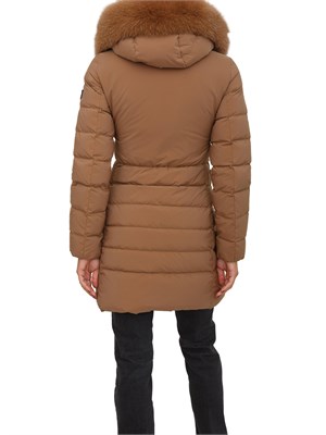Piumino lungo marrone in piuma naturale Peuterey con collo alto e pelliccia volpe removibile in DONNA